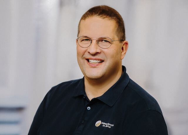 Dr. Andreas Hartel